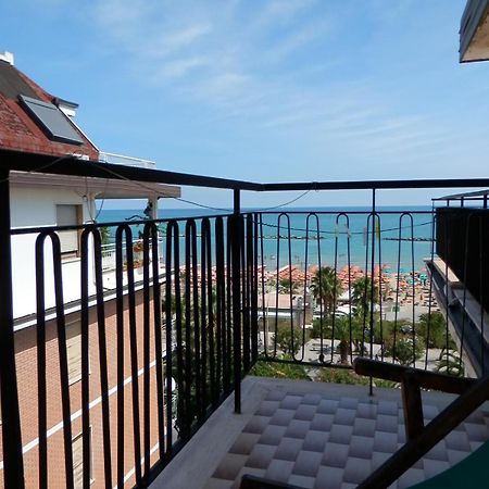 B&B Attico Mare San Benedetto del Tronto Zewnętrze zdjęcie